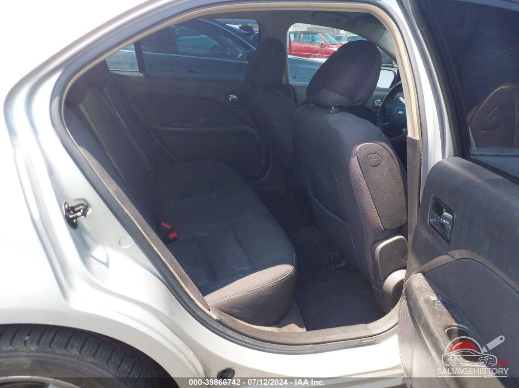 3FAHP0HA9AR184180 2010 FORD FUSION photo no. 8