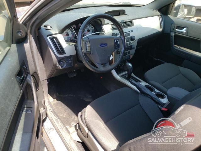 1FAHP3DN6AW152388 2010 FORD FOCUS photo no. 8