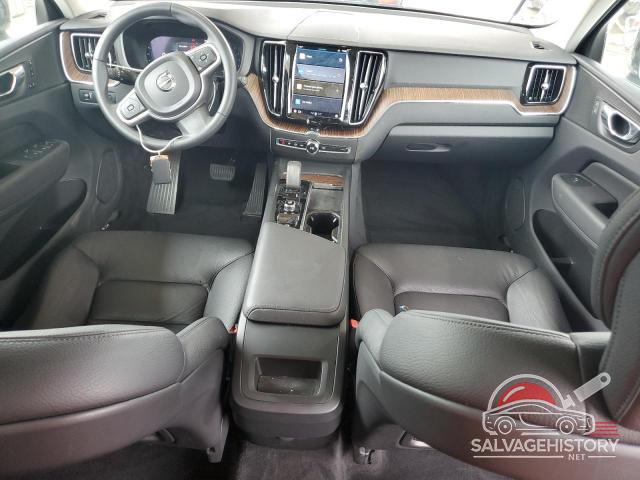 YV4L12DK6N1973013 2022 VOLVO XC60 B5 MO photo no. 8