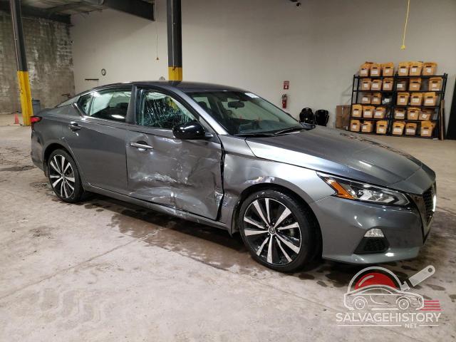 1N4BL4CV0NN354860 2022 NISSAN ALTIMA photo no. 4