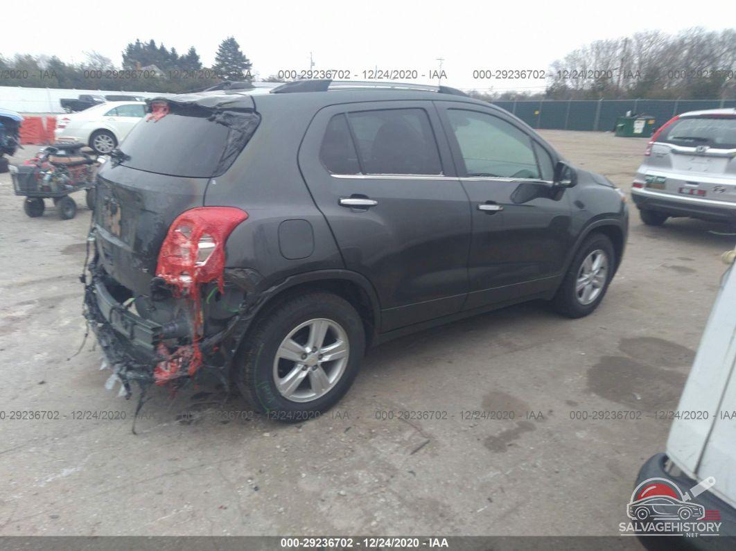 3GNCJLSBXLL253920 2020 CHEVROLET TRAX photo no. 4