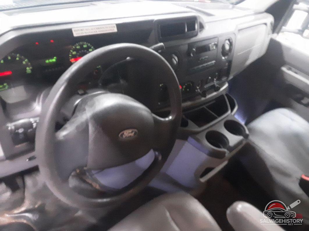 1FDXE4FS7JDC17471 2018 FORD E-450 CUTAWAY photo no. 4