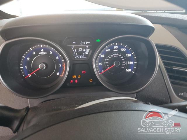 5NPDH4AE6GH766548 2016 HYUNDAI ELANTRA photo no. 9