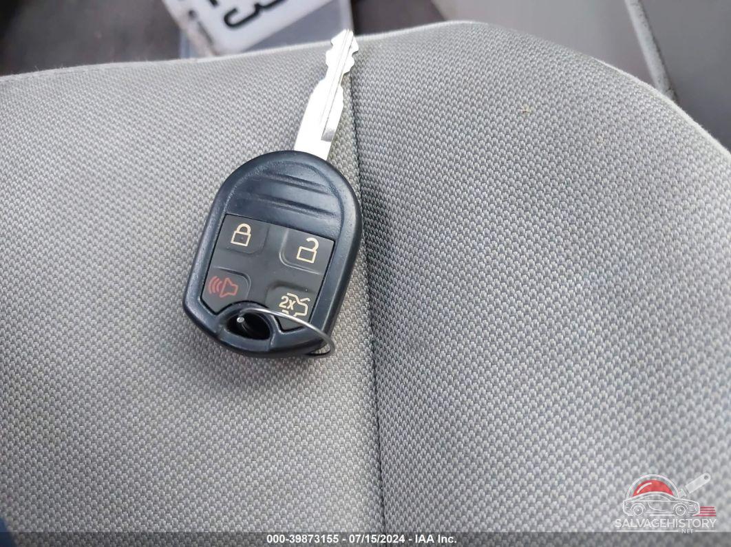 1FMCU0DG2AKB50671 2010 FORD ESCAPE photo no. 11
