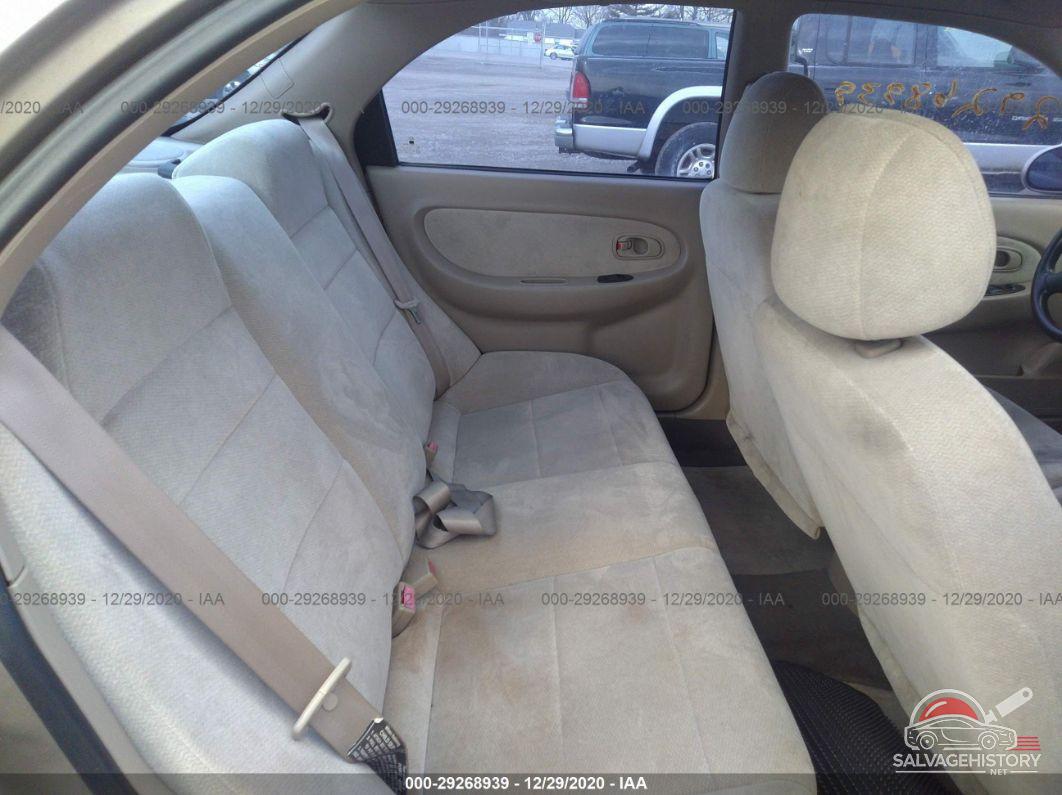 KNAFB121X15032519 2001 KIA SEPHIA photo no. 8