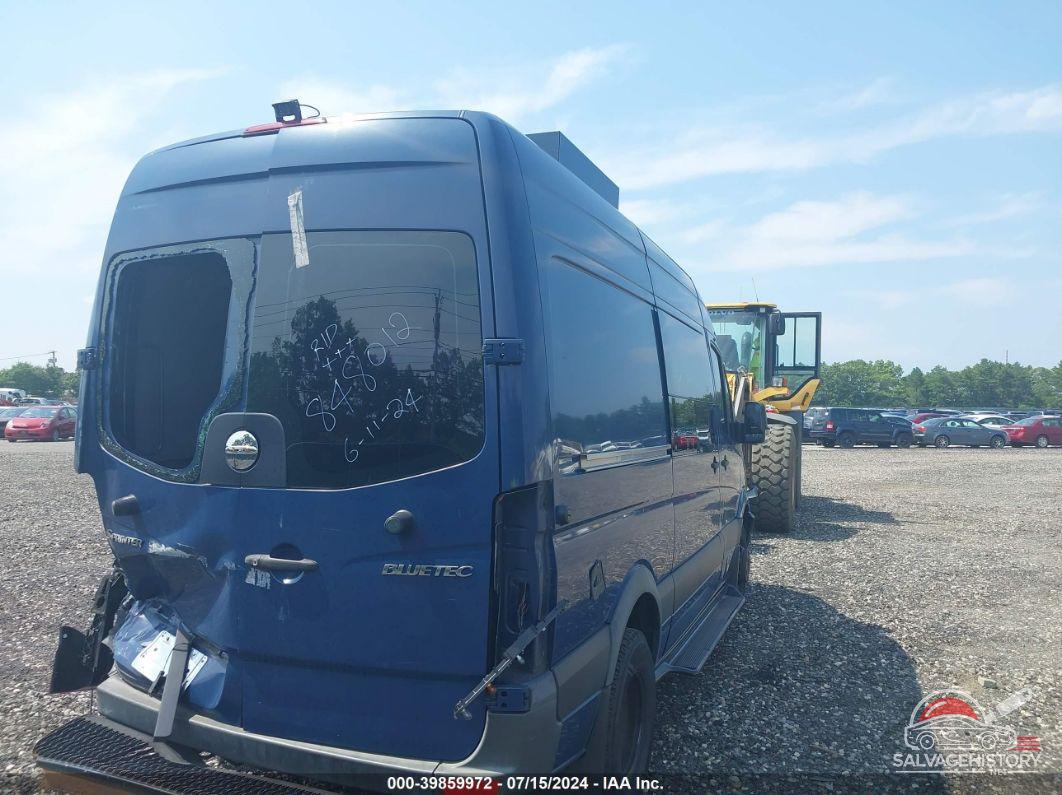 WDYPF0CCXC5624337 2012 FREIGHTLINER SPRINTER 3500 photo no. 4