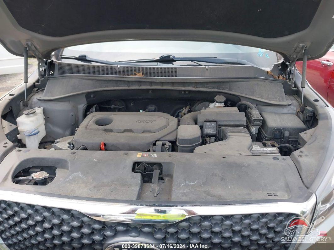 5XYPG4A39GG046599 2016 KIA SORENTO photo no. 10