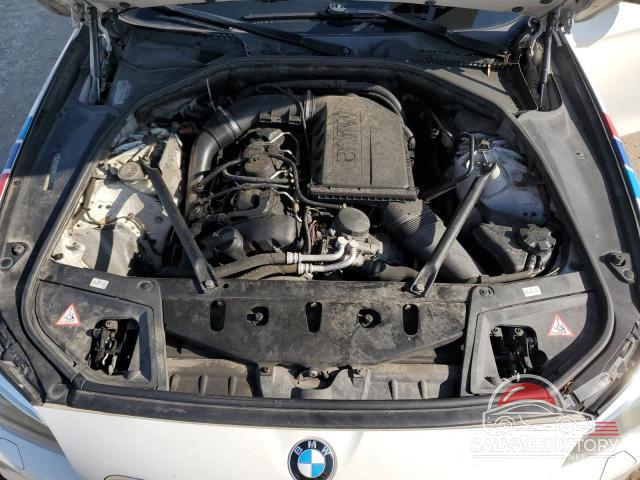 WBA5B1C55ED480207 2014 BMW 5 SERIES photo no. 11