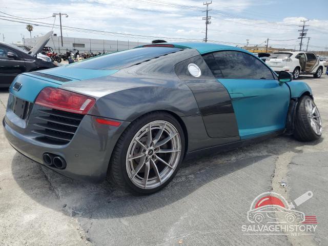 WUAAUAFGXBN001538 2011 AUDI R8 photo no. 3