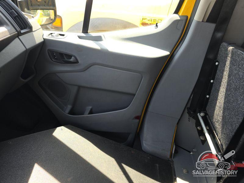 1FTKR3XM7GKA10323 2016 FORD TRANSIT-250 photo no. 4