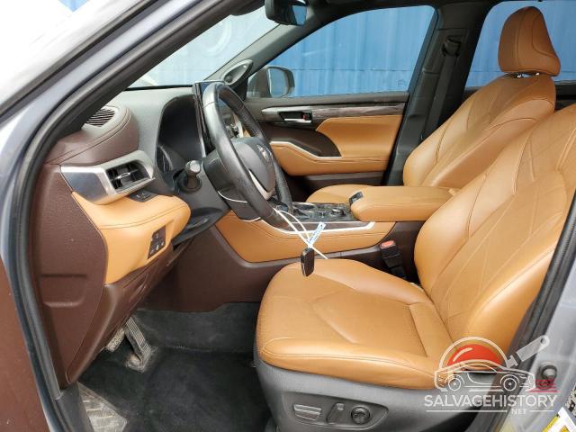 5TDFZRBHXNS232990 2022 TOYOTA HIGHLANDER photo no. 7