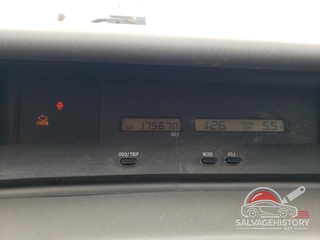 4T1BF28B02U223171 2002 TOYOTA AVALON photo no. 10