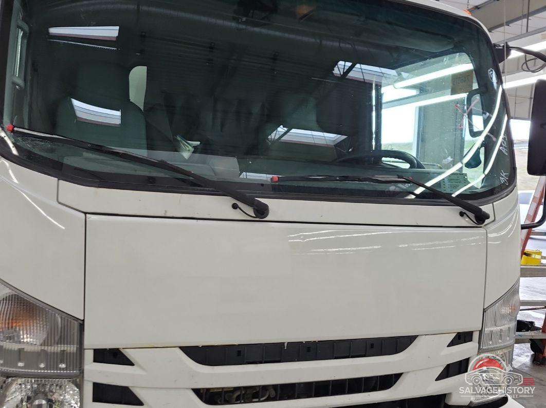 54DC4W1B9GS813593 2016 ISUZU NPR HD GAS REG photo no. 2