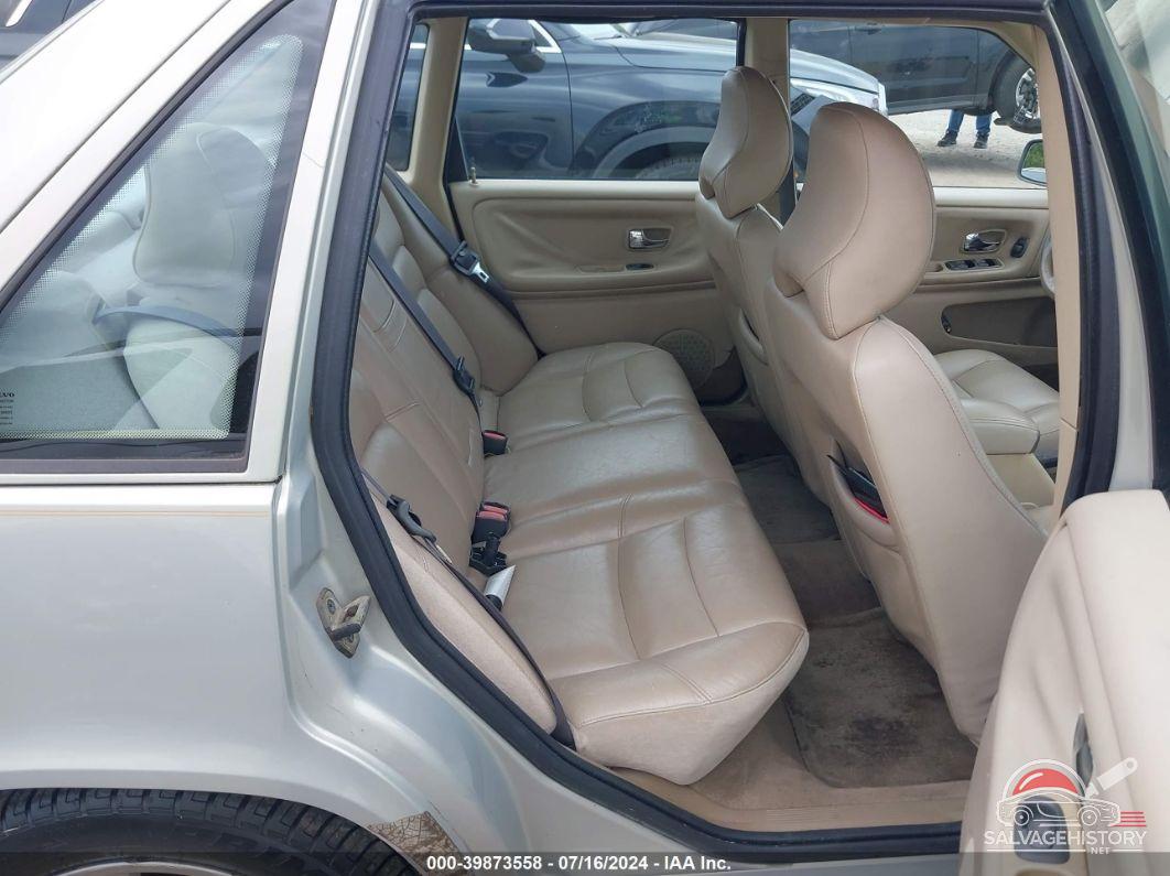 YV1LS61J5Y2653015 2000 VOLVO S70 photo no. 8