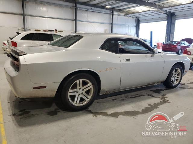 2B3CJ4DV9AH320567 2010 DODGE CHALLENGER photo no. 3