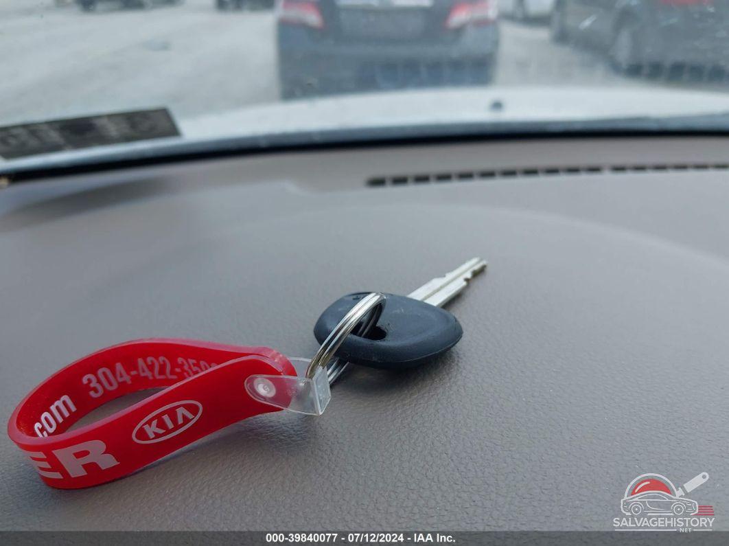 KNDJE723487542811 2008 KIA SPORTAGE photo no. 11