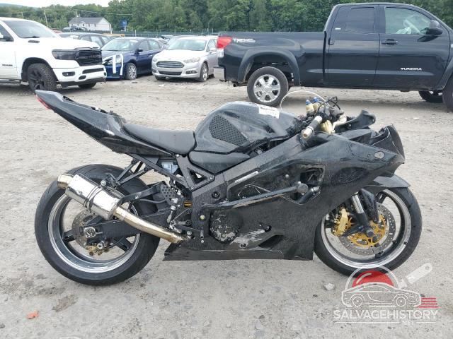JS1GN7CA342104533 2004 SUZUKI GSX photo no. 2