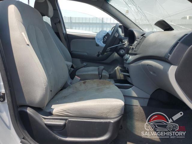 KMHDU4AD3AU914232 2010 HYUNDAI ELANTRA photo no. 7