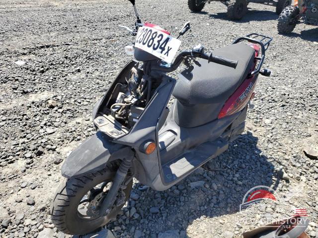 RKRSA43A4JA125427 2018 YAMAHA SCOOTER photo no. 4