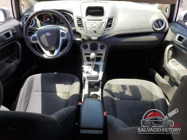 3FADP4EJ8FM211657 2015 FORD FIESTA photo no. 8