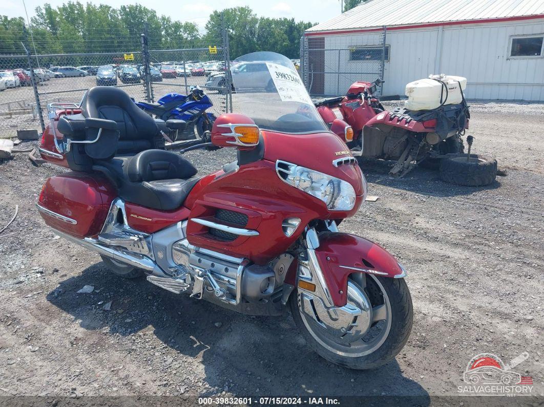 1HFSC47491A000659 2001 HONDA GL1800 photo no. 1