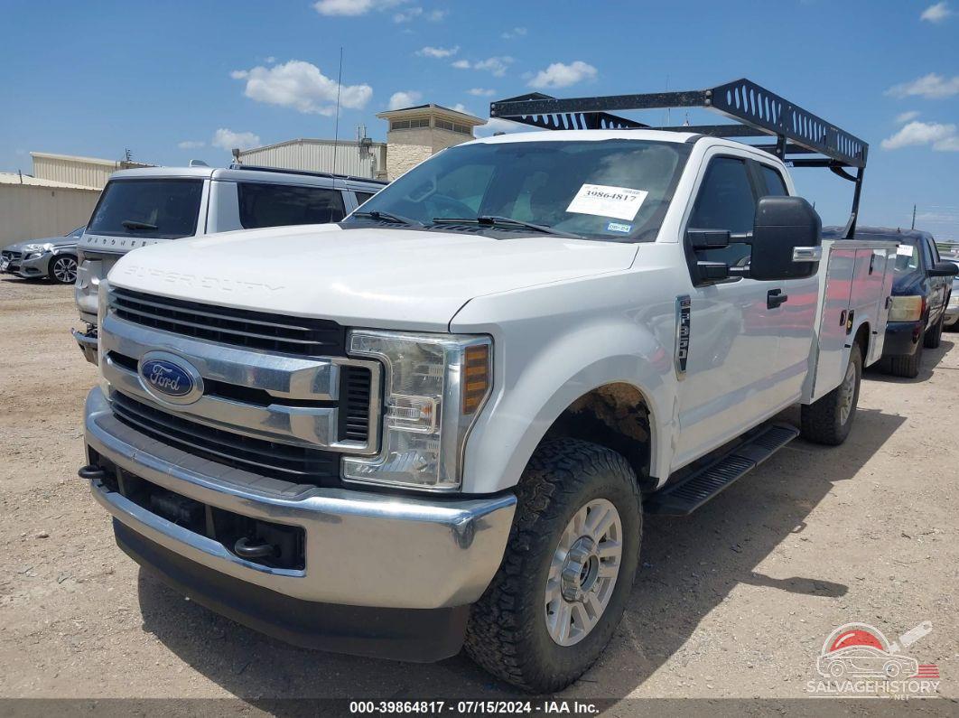 1FD8X3B62KEF53185 2019 FORD F-350 photo no. 2