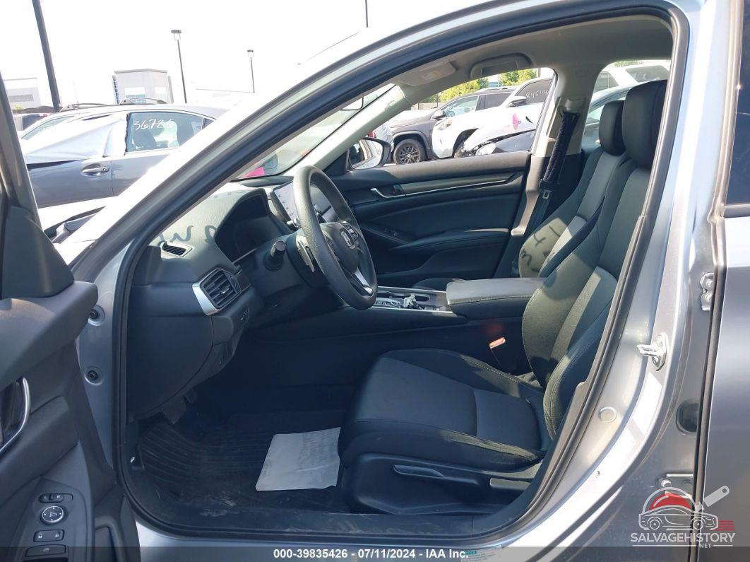 1HGCV3F19JA016002 2018 HONDA ACCORD HYBRID photo no. 5