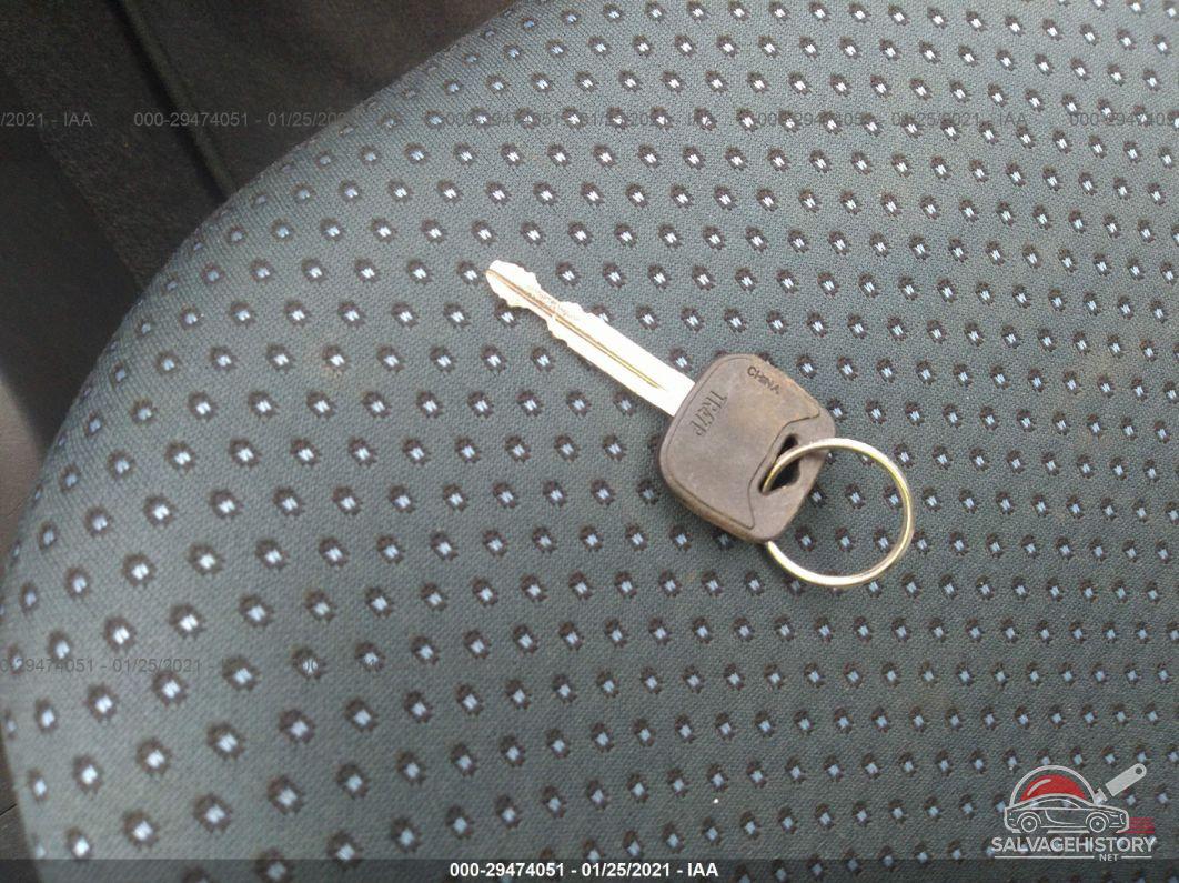 JTDJT923385170844 2008 TOYOTA YARIS photo no. 11