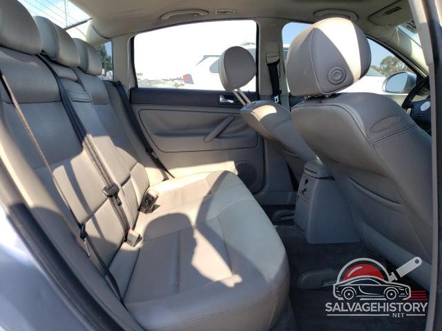 WVWAD63B85P005440 2005 VOLKSWAGEN PASSAT photo no. 10