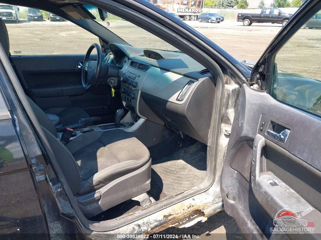 1FAHP35N98W280360 2008 FORD FOCUS photo no. 5