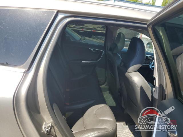YV440MDK9G2847020 2016 VOLVO XC60 photo no. 10