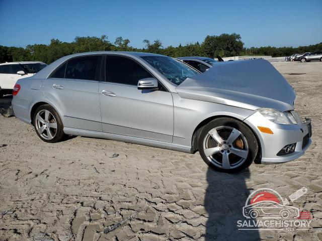 WDDHF5GB4AA241339 2010 MERCEDES-BENZ E-CLASS photo no. 4