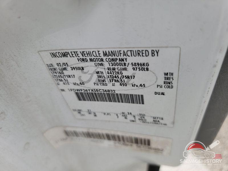 1FDWF36YX5EC36832 2005 FORD F-350 photo no. 5