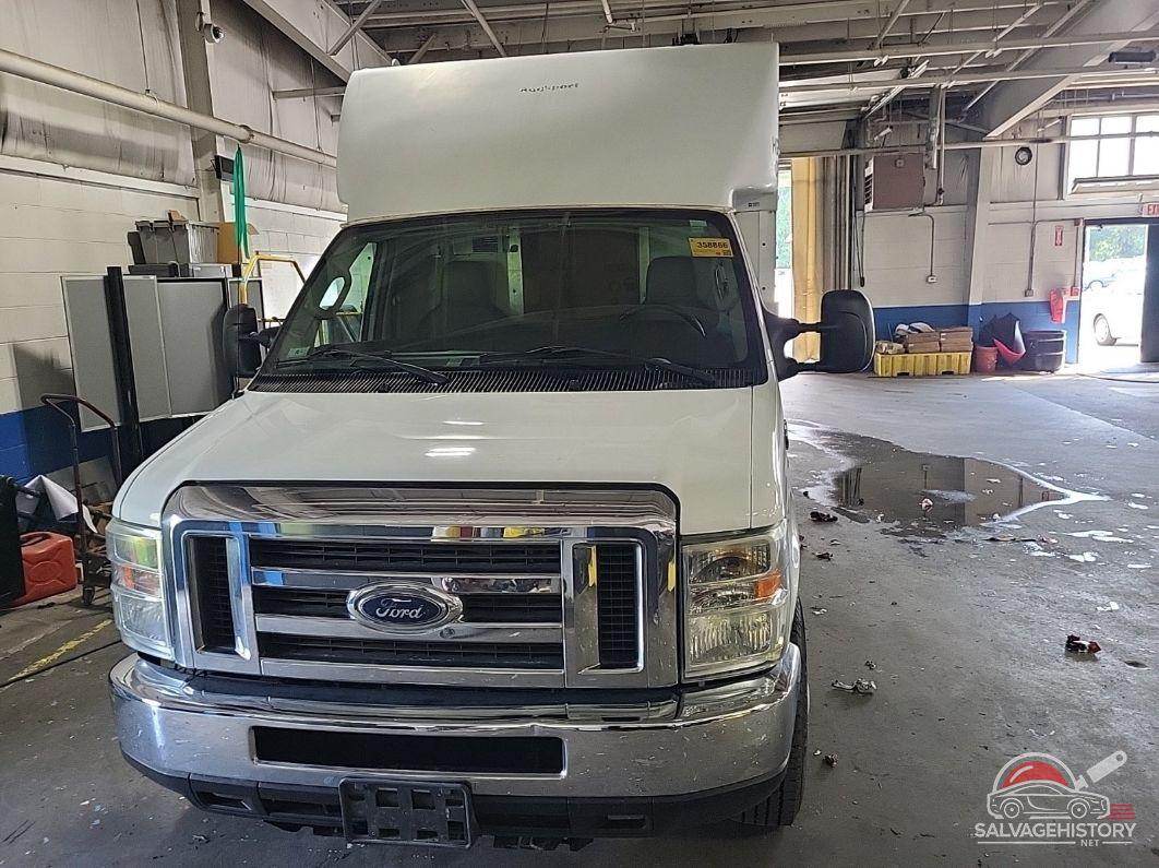 1FDWE3FL8GDC12139 2016 FORD ECONOLINE photo no. 8