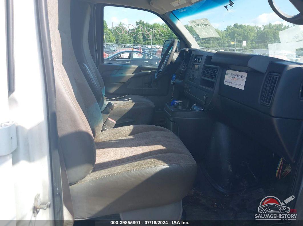 1GCWGFCA0C1199157 2012 CHEVROLET EXPRESS 2500 photo no. 5