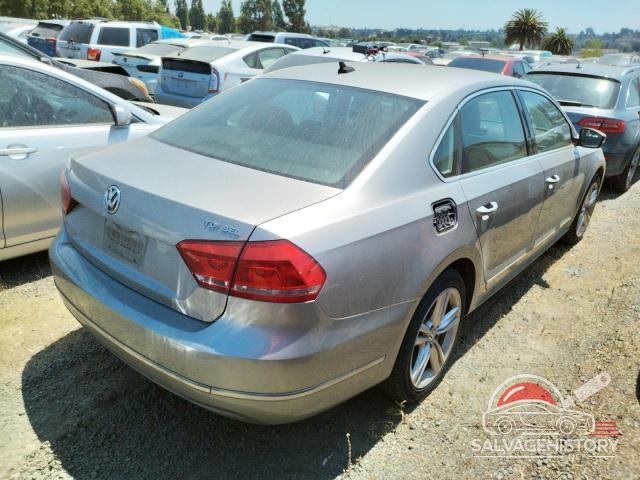 1VWCN7A37EC012682 2014 VOLKSWAGEN PASSAT photo no. 3