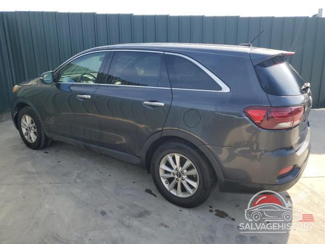 5XYPG4A55KG489424 2019 KIA SORENTO photo no. 2