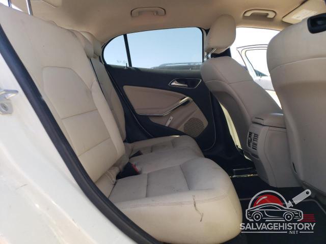 WDCTG4EB6GJ189049 2016 MERCEDES-BENZ GLA-CLASS photo no. 10