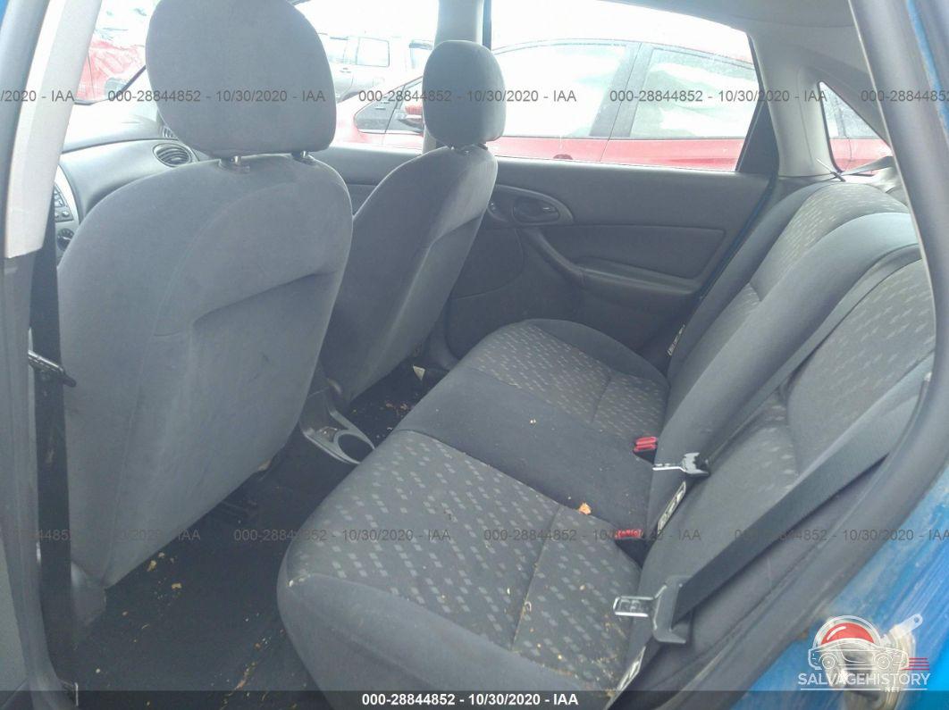 1FAFP34321W269360 2001 FORD FOCUS photo no. 8