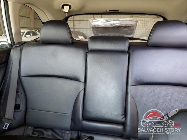 4S4BSANC9J3272716 2018 SUBARU OUTBACK photo no. 10