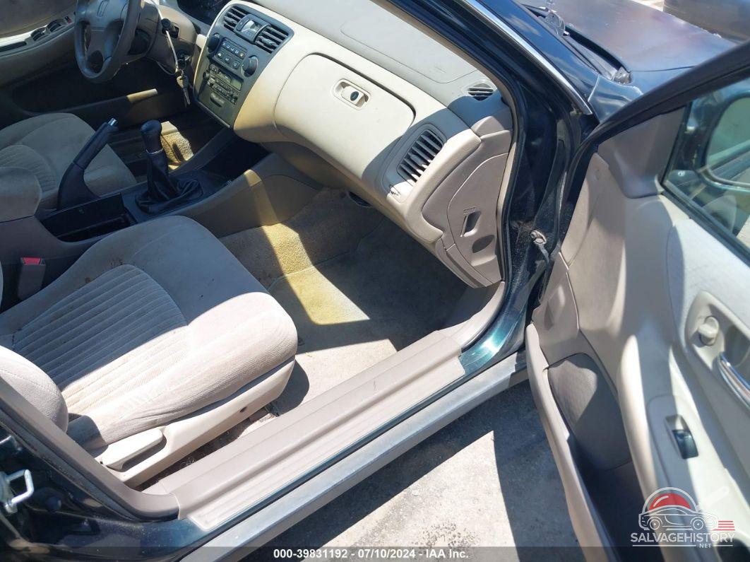 1HGCG5543WA033127 1998 HONDA ACCORD photo no. 5