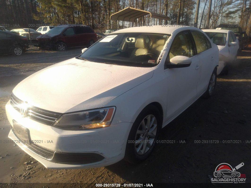 3VWD07AJ3EM430902 2014 VOLKSWAGEN JETTA SEDAN photo no. 2