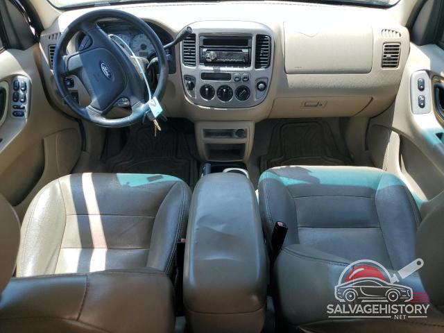 1FMYU93194DA04431 2004 FORD ESCAPE photo no. 8