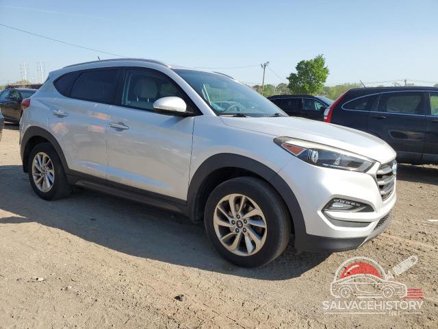 KM8J33A26GU022533 2016 HYUNDAI TUCSON photo no. 4