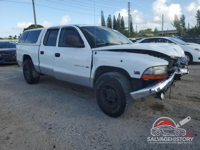 1B7GL2AN8YS678930 2000 DODGE DAKOTA photo no. 4
