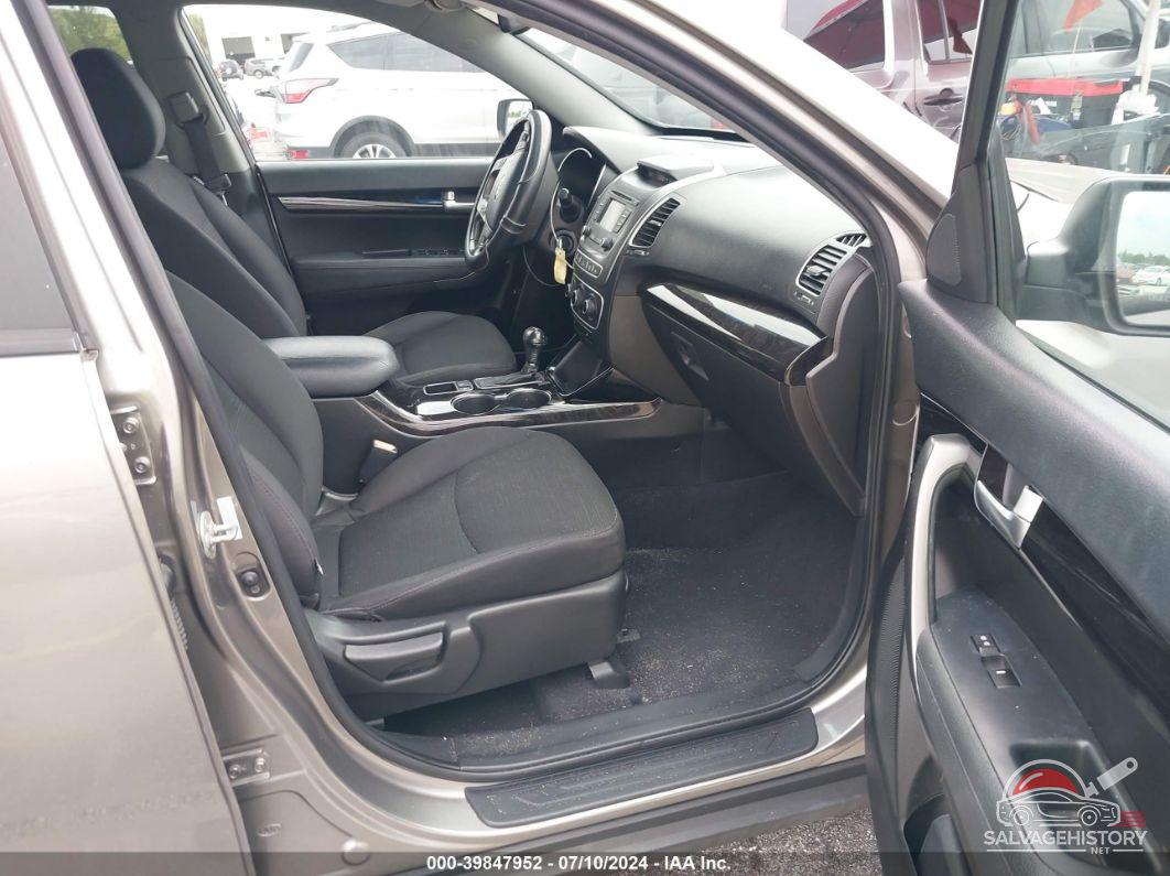 5XYKT3A65EG507336 2014 KIA SORENTO photo no. 5