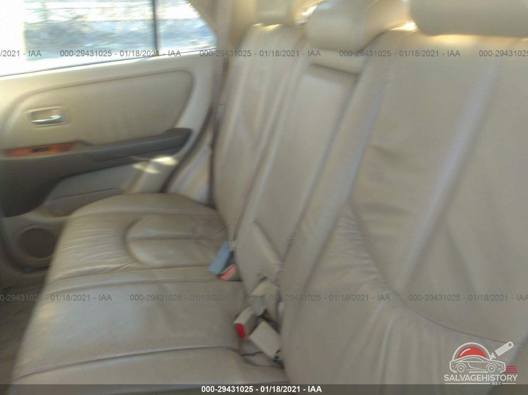 JTJGF10U620129544 2002 LEXUS RX 300 photo no. 8