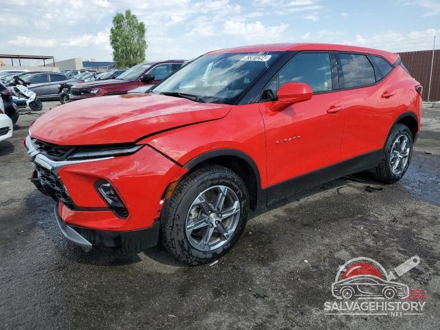 3GNKBCR44PS219807 2023 CHEVROLET BLAZER photo no. 2