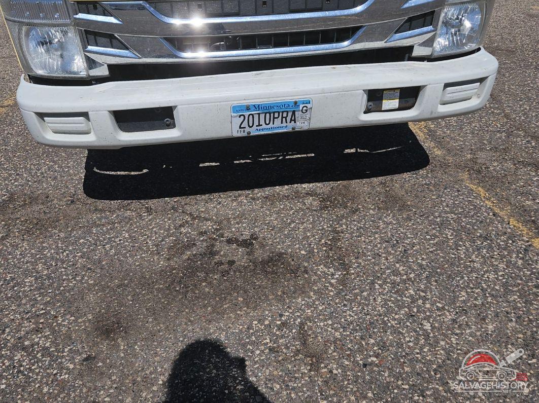 54DC4W1C3HS801269 2017 ISUZU NPR HD GAS REG photo no. 3