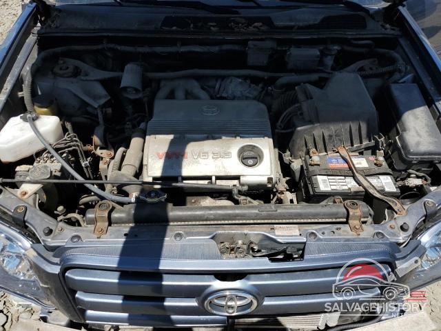 JTEEP21AX40022125 2004 TOYOTA HIGHLANDER photo no. 11